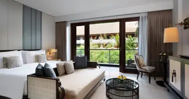 Family Premiere Room